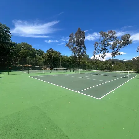 Les Restanques Vue 2148 *